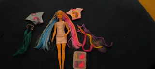 Muñeca Barbie Cabello Arcoiris