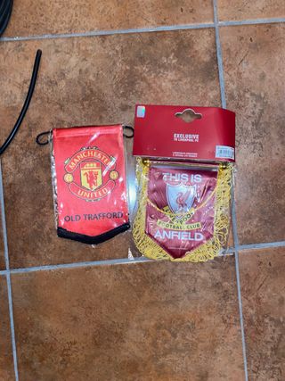 Banderines Manchester United & Liverpool
