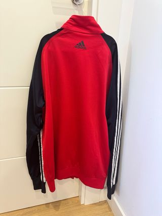 Chaqueta Adidas roja y negra - Talla S