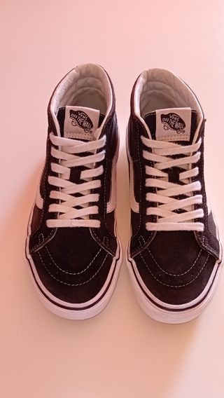 Vans Sk8-Hi - Negras - Talla Chica