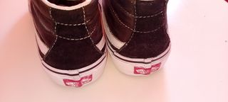 Vans Sk8-Hi - Negras - Talla Chica