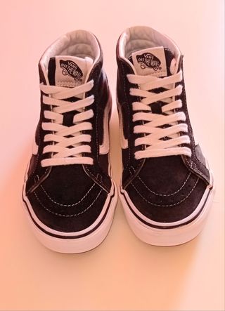 Vans Sk8-Hi - Negras - Talla Chica