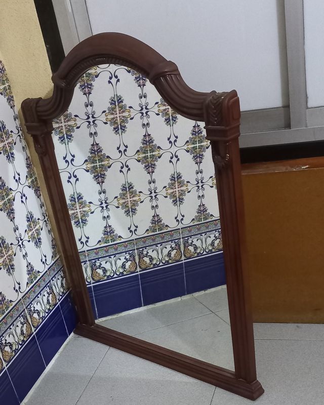 Espejo madera marrón estilo clásico