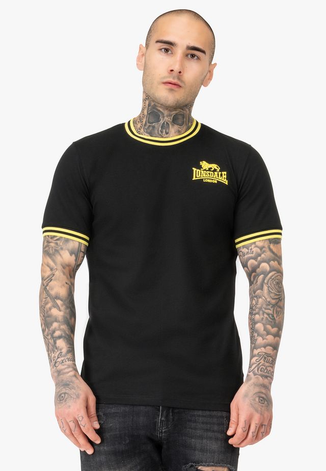 Camiseta Lonsdale London. Varias tallas
