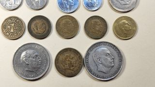 Colección 21 monedas modelos diferentes. Con PLATA
