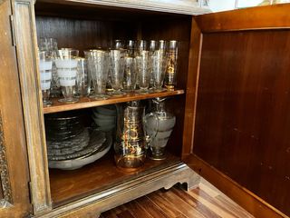 Bufet estilo Louis Philippe caoba y mármol años 40