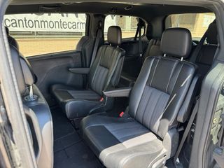 Lancia Voyager S 2014