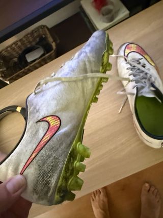 Zapatillas Nike Fútbol 43 - Rosa/Blancas