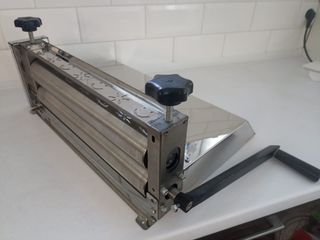 Laminadora de masa acero inox. 0,5-7mm