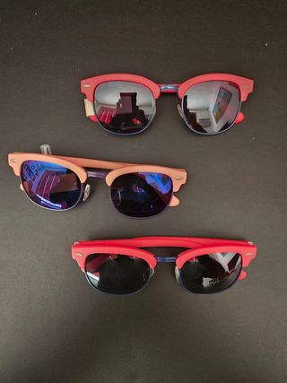 3 Gafas sol Pepe Jeans - rojas y azules