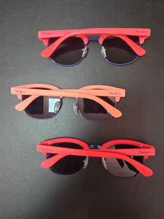 3 Gafas sol Pepe Jeans - rojas y azules