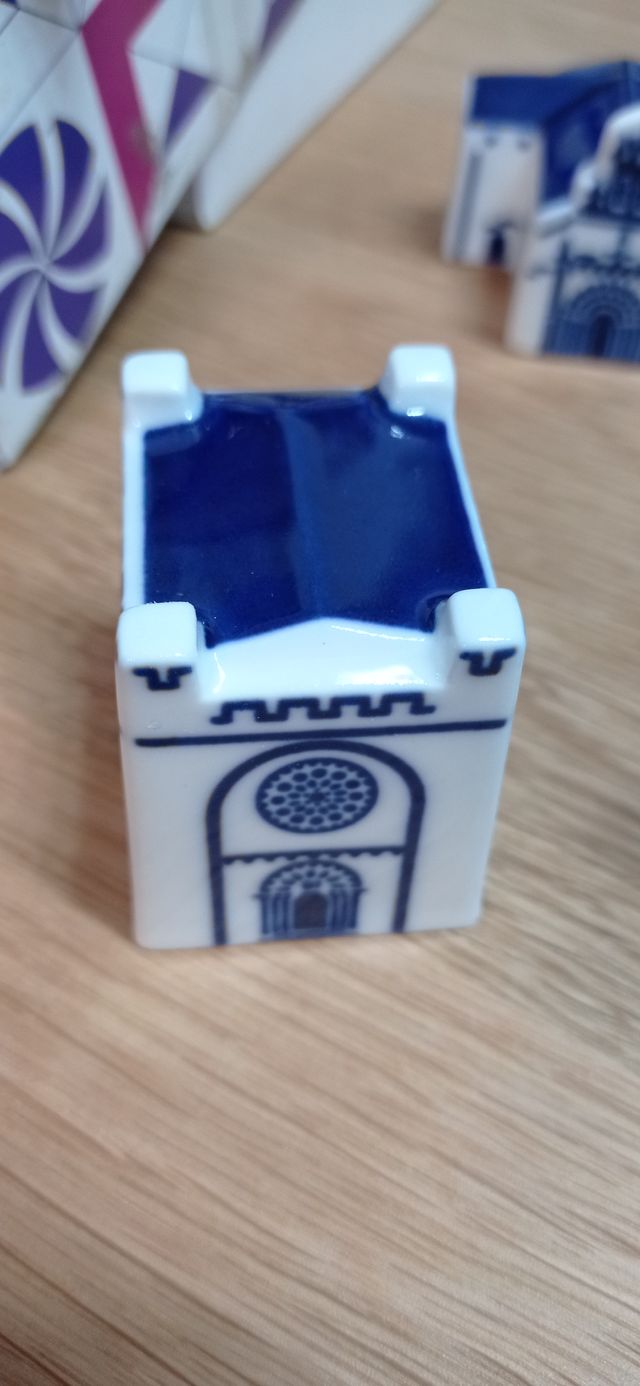 Sargadelos: 7 Iglesias Románicas