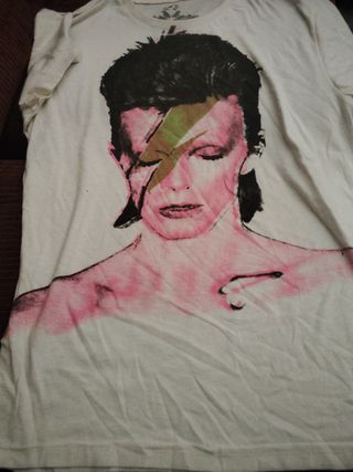 Camiseta David Bowie - Blanca y Rosa
