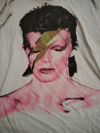 Camiseta David Bowie - Blanca y Rosa
