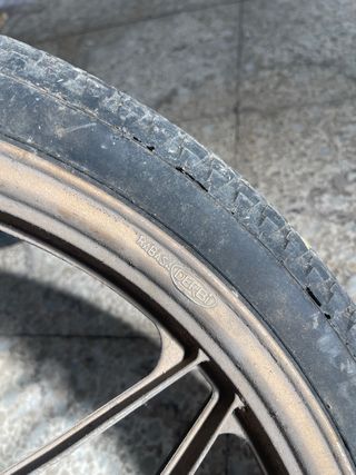 Ruedas serbi variant