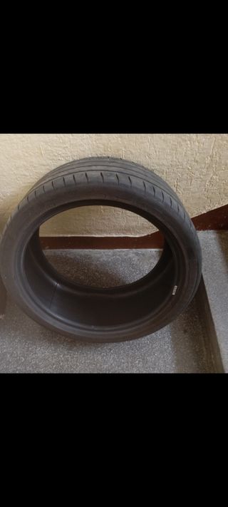 Neumático Michelin Pilot Sport 4S 255/35/19 96Y

