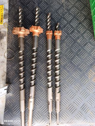 Brocas de pared Heller y AEG 