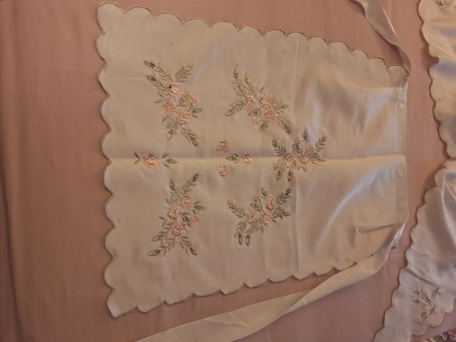 Mantilla y delantal niña - Blanco/Rosa