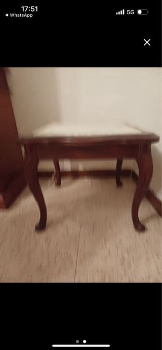 Mesa auxiliar mármol caoba