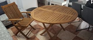 Mesa redonda de madera + 4 sillas