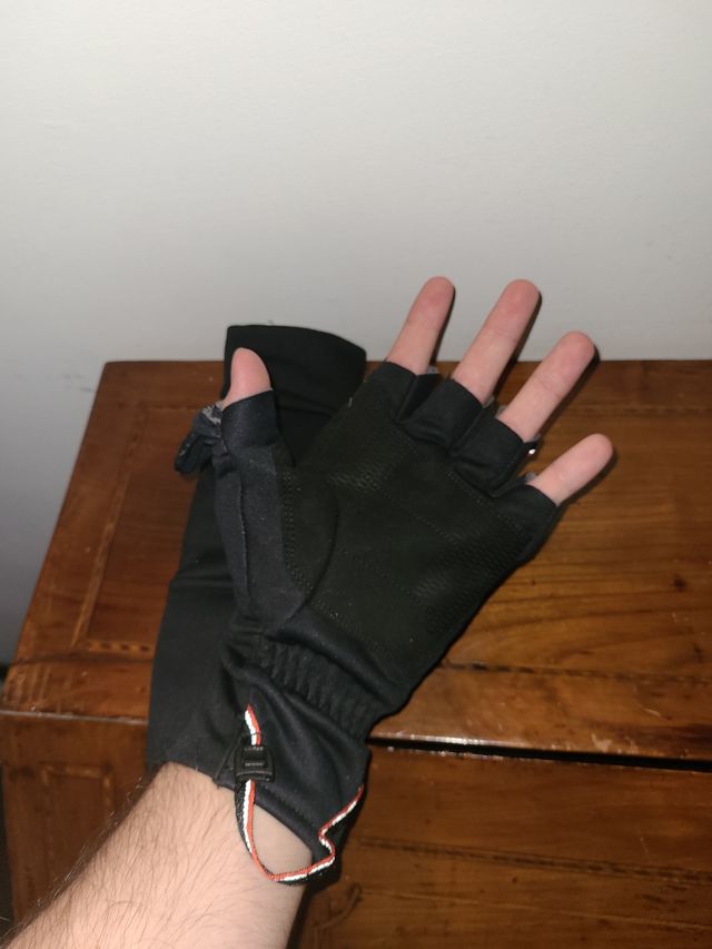 Guanti Vela Forclaz - neri Nuovi Mai usati