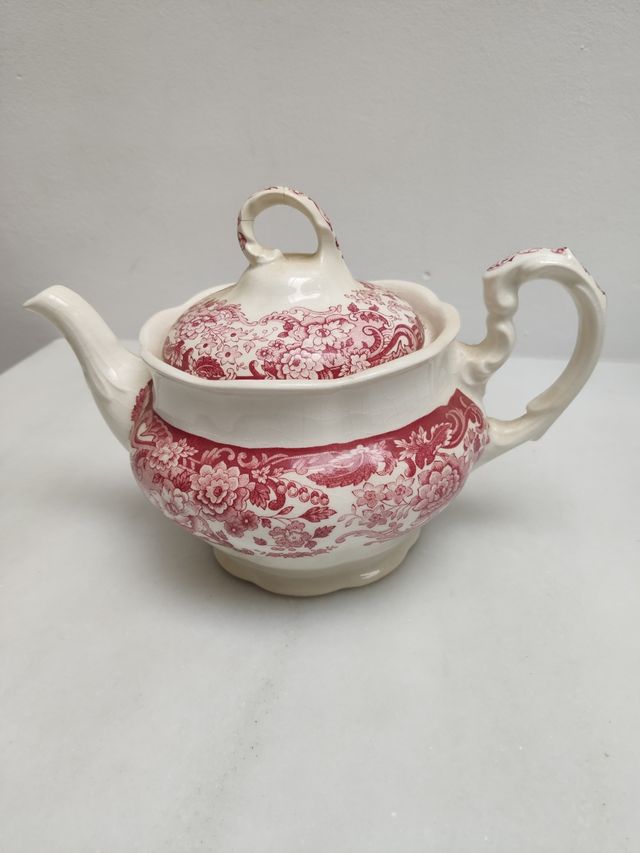 Tetera La Cartuja de Sevilla roja