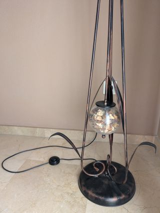 Lámpara de pie, con 3 luces, estilo clásico