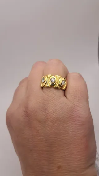 Anillo oro 18k 3 diamantes
