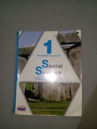 Social Science 1. (Anaya English)