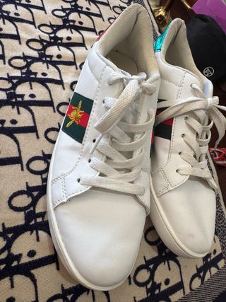 Tenis blancos  - Talla 41