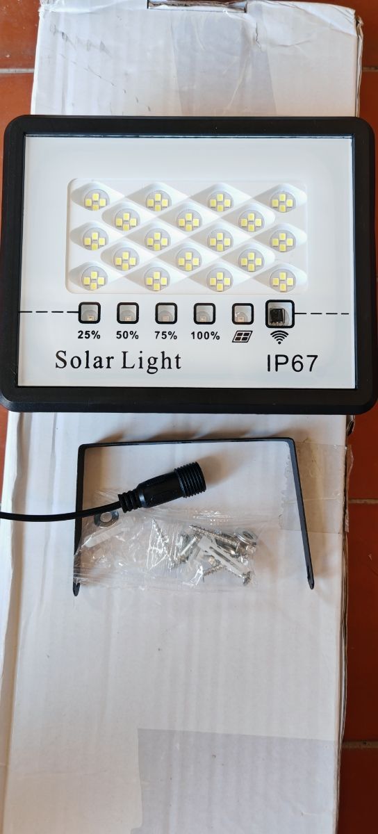 Foco Solar LED Exterior IP67