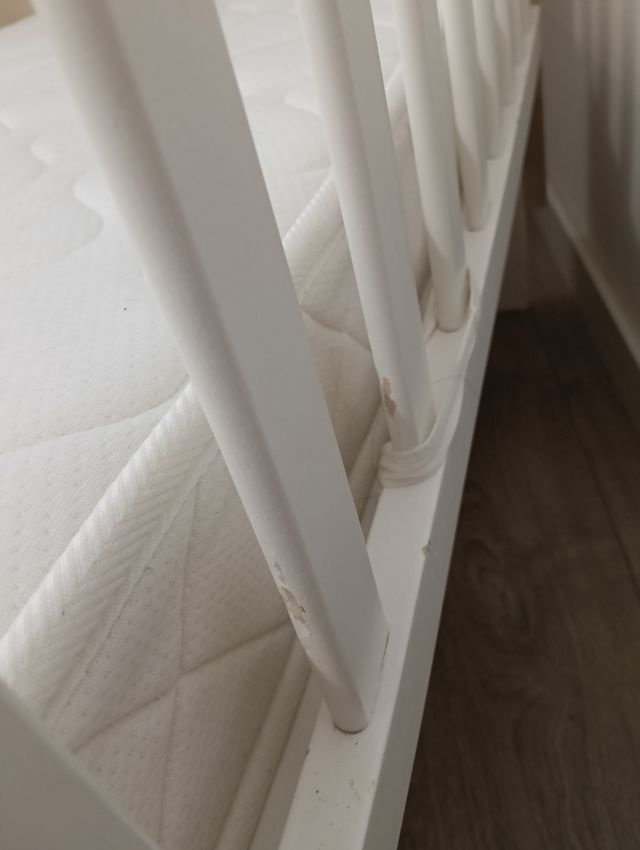 Cuna  colecho+ colchón, medidas estándar.