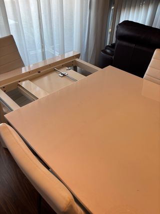 Mesa Comedor Blanca Extensible y 6 Sillas 