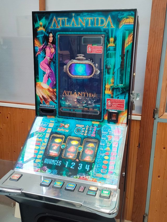 Máquina Tragaperras Atlántida