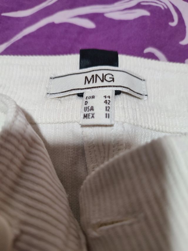 Pantalón pana blanco