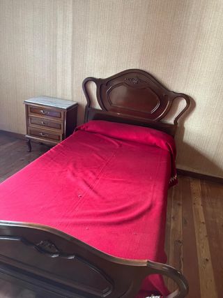 Dormitorio madera antiguo