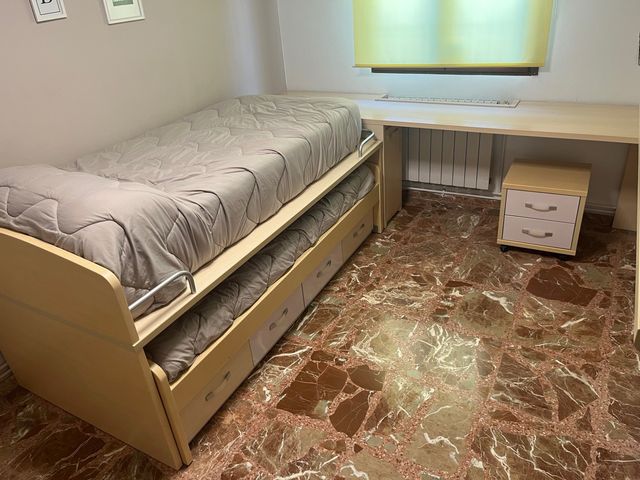 Habitación juvenil completa.