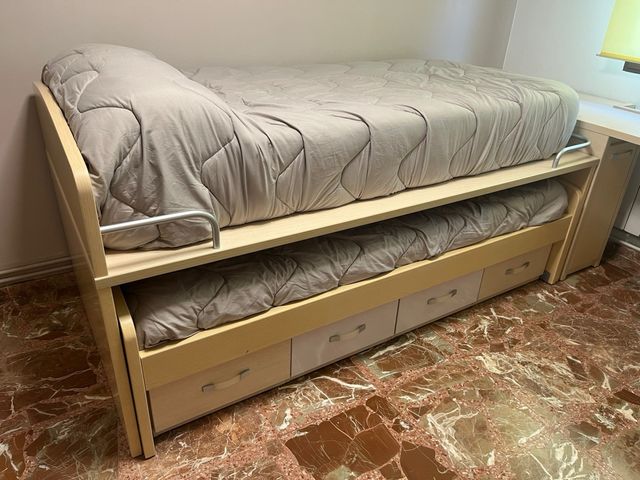 Habitación juvenil completa.