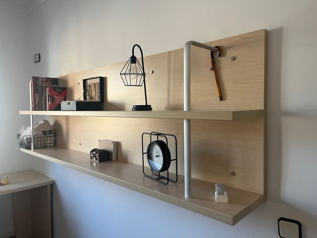 Habitación juvenil completa.