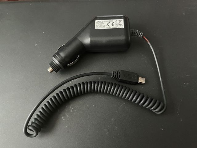 Caricabatterie auto miniUSB 12-24V