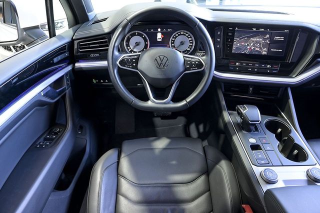Volkswagen Touareg   Prem Eleg 3.0 V6 TDI 210kW Tip 4M 