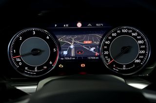 Volkswagen Touareg   Prem Eleg 3.0 V6 TDI 210kW Tip 4M