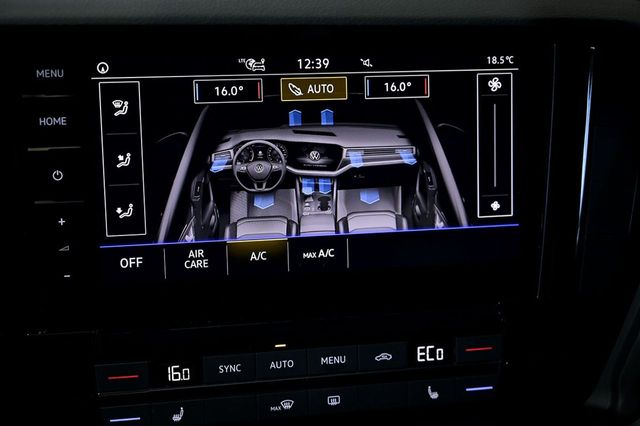Volkswagen Touareg   Prem Eleg 3.0 V6 TDI 210kW Tip 4M 