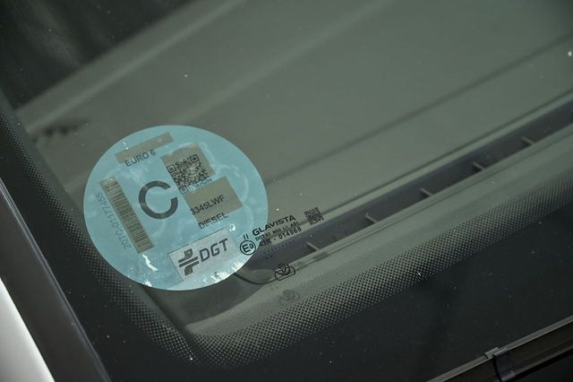 Volkswagen Touareg   Prem Eleg 3.0 V6 TDI 210kW Tip 4M 