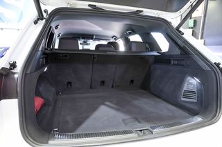 Volkswagen Touareg Prem Eleg 3.0 V6 TDI 210kW Tip 4M