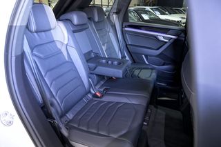 Volkswagen Touareg Prem Eleg 3.0 V6 TDI 210kW Tip 4M