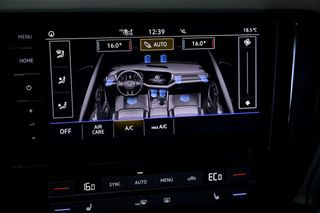 Volkswagen Touareg Prem Eleg 3.0 V6 TDI 210kW Tip 4M