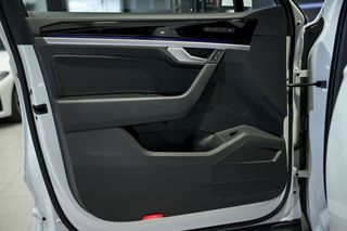 Volkswagen Touareg Prem Eleg 3.0 V6 TDI 210kW Tip 4M