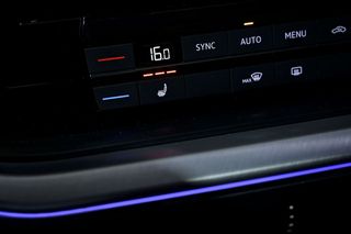 Volkswagen Touareg Prem Eleg 3.0 V6 TDI 210kW Tip 4M