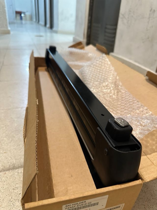 Portaesquís PZ4AF-EV816-00